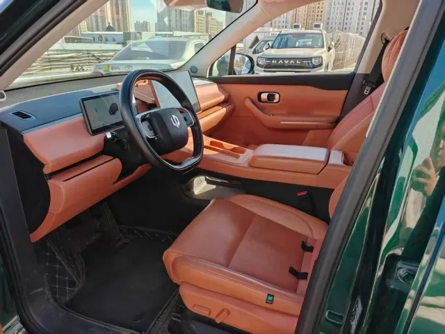 Leapmotor C16 — Фото автомобиля 4
