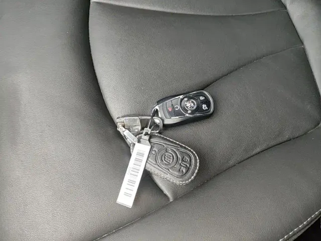 Buick LaCrosse — Фото автомобиля 16