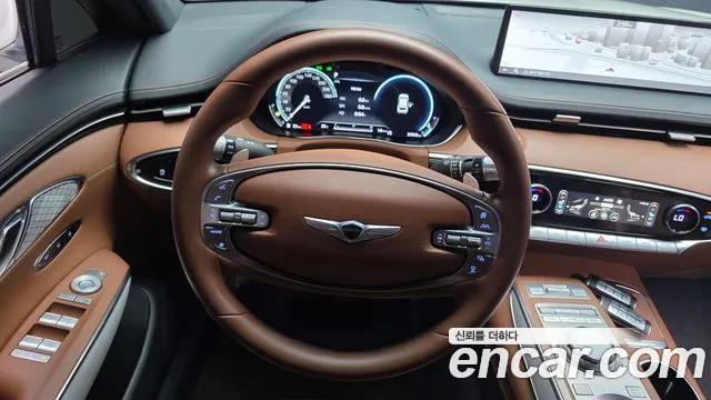 Genesis GV70 — Фото автомобиля 13