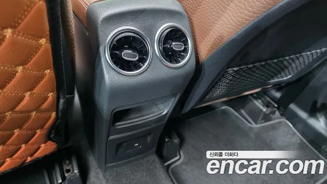 Mercedes-Benz GLB-Class — Фото автомобиля 28