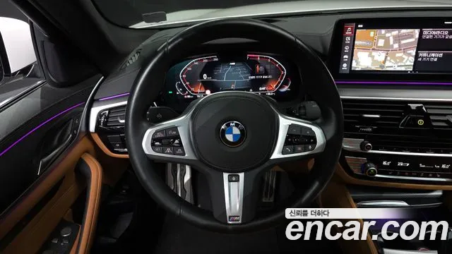BMW 5-Series — Фото автомобиля 11