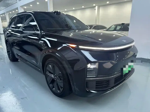 Li Auto L9 — Фото автомобиля 3