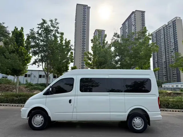 Maxus Xintu V80 — Фото автомобиля 4