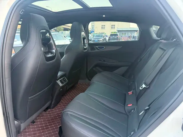BYD Seal 06 — Фото автомобиля 8