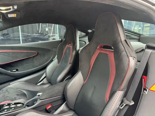 McLaren GT — Фото автомобиля 8