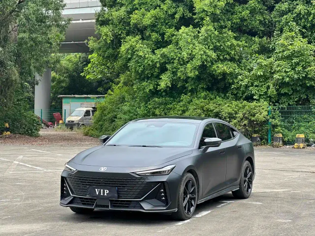 Фотография автомобиля — Changan UNI-V