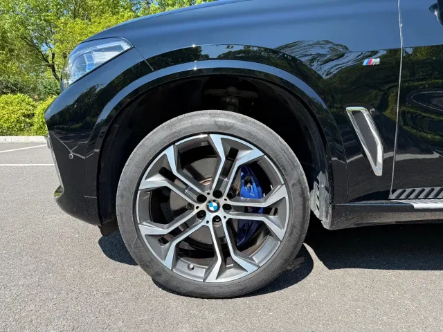 BMW X5 — Фото автомобиля 11