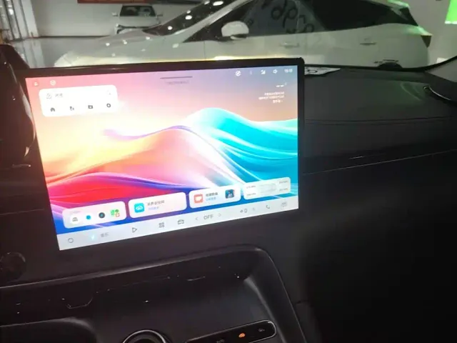 Geely Galaxy E5 — Фото автомобиля 12