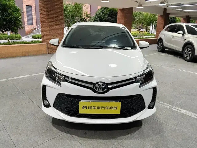 Toyota Vios FS — Фото автомобиля 7
