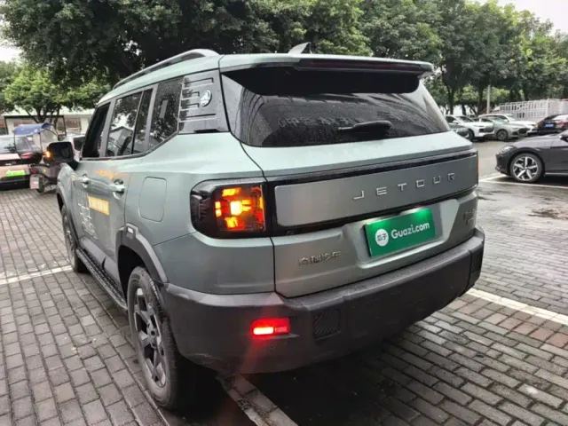 Jetour T1 — Фото автомобиля 4