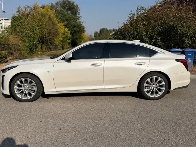 Cadillac CT5 — Фото автомобиля 11