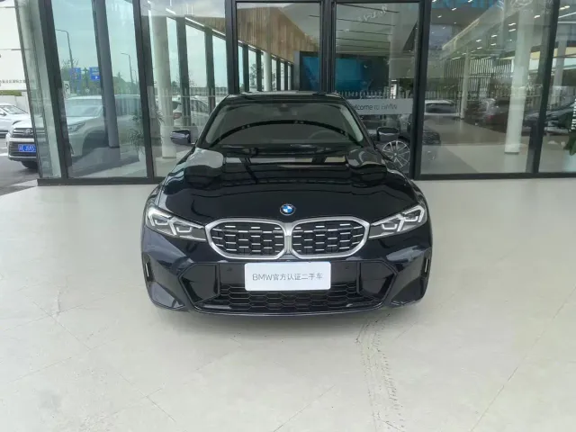 BMW 3 Series — Фото автомобиля 3