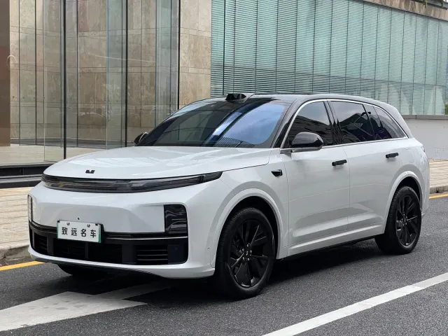 Фотография автомобиля — Li Auto L7