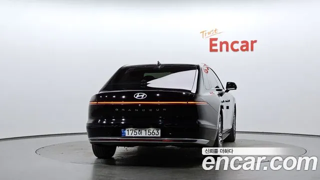 Hyundai Grandeur GN7 — Фото автомобиля 4