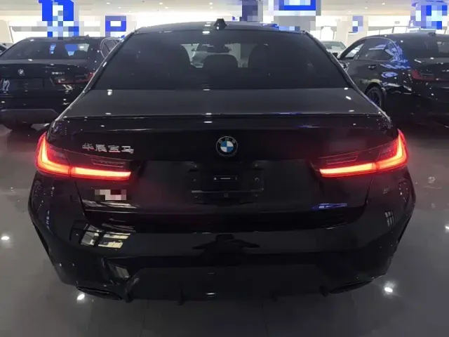 BMW 3 Series — Фото автомобиля 3