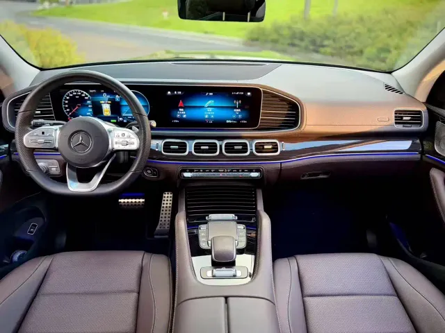 Mercedes-Benz GLS-Class — Фото автомобиля 17