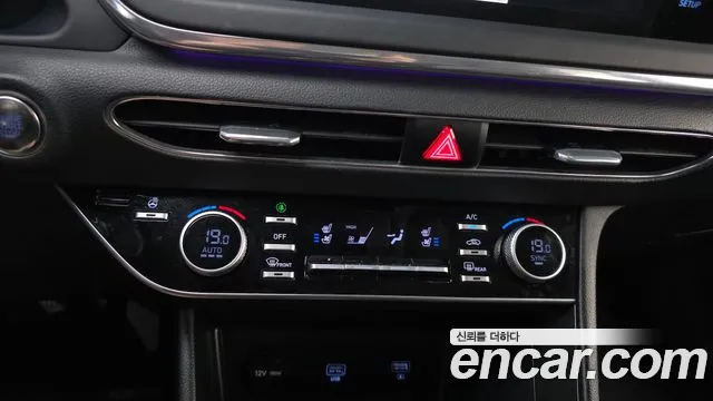 Hyundai Sonata — Фото автомобиля 23