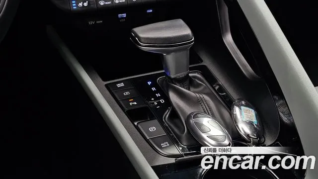 Hyundai AVANTE Новый Avante (CN7) — Фото автомобиля 9
