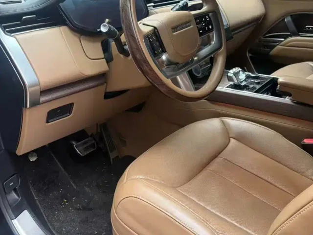 Land Rover Range Rover — Фото автомобиля 8