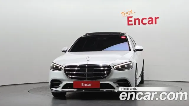 Mercedes-Benz S-Class — Фото автомобиля 3