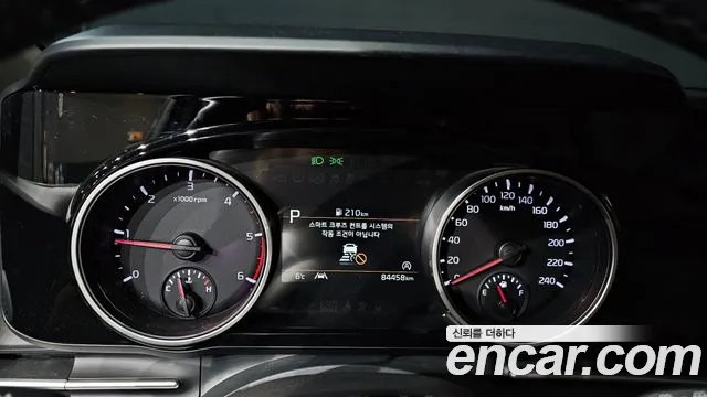 Kia Canival Carnival 4 поколение Дизель 9 мест Prestige — Фото автомобиля 8