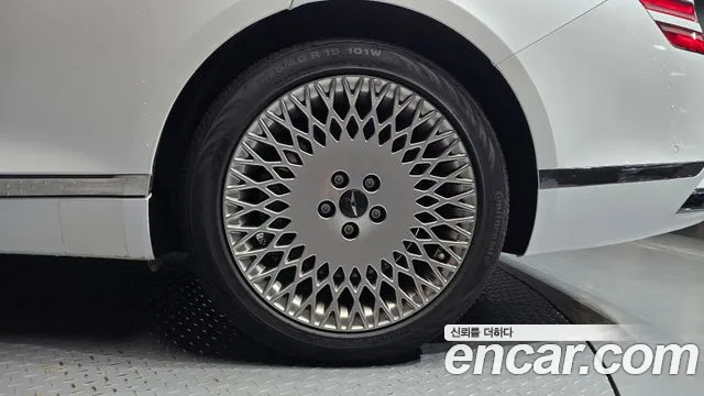 Genesis G80 RG3 — Фото автомобиля 21