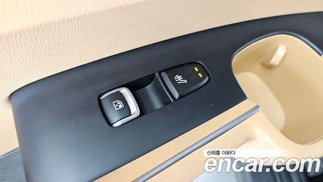 Kia Sorento Sorento 4-е поколение Бензин 2.5T 2WD — Фото автомобиля 16