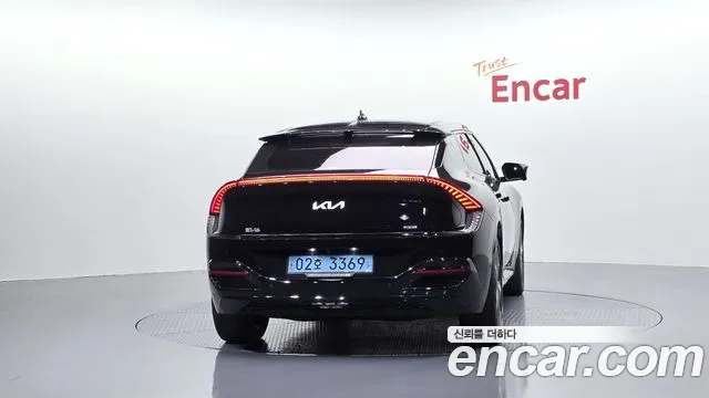 Kia EV6 Long Range — Фото автомобиля 2