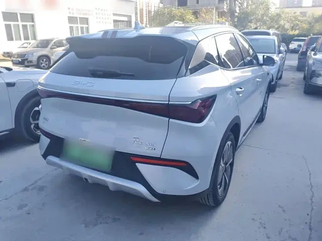 BYD Yuan PLUS — Фото автомобиля 6
