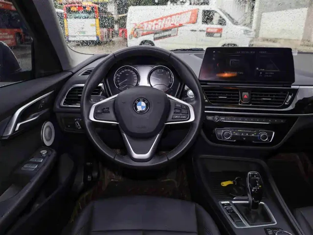 BMW 1 Series — Фото автомобиля 11