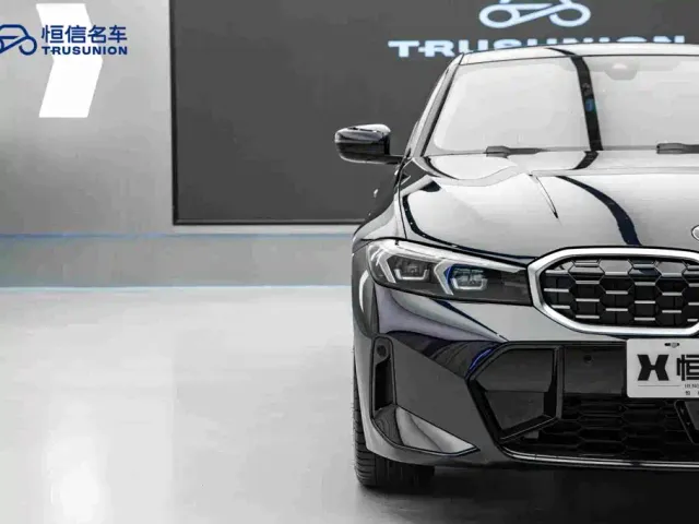 BMW 3 Series — Фото автомобиля 8