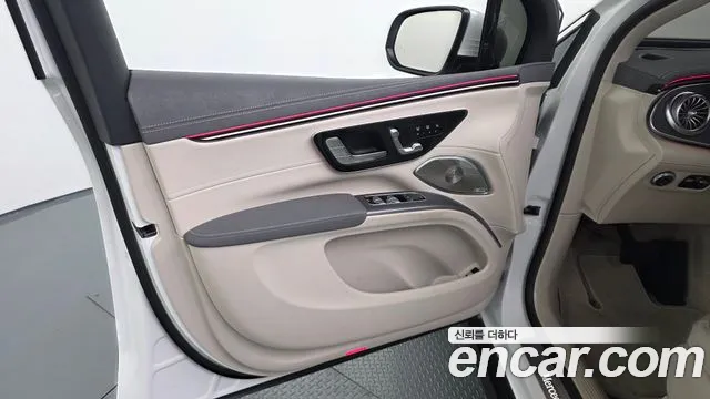 Mercedes-Benz EQS — Фото автомобиля 20