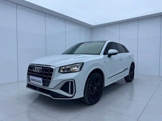 Фотография автомобиля — Audi Q2L