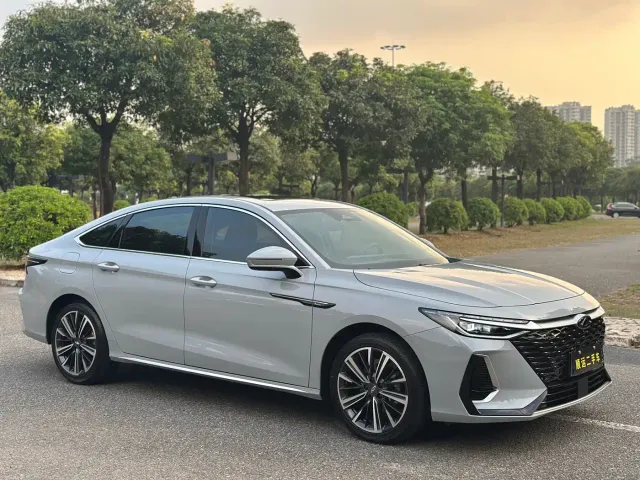 Chery Arrizo 8 — Фото автомобиля 3