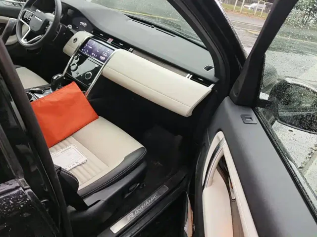 Land Rover Discovery Sport — Фото автомобиля 13