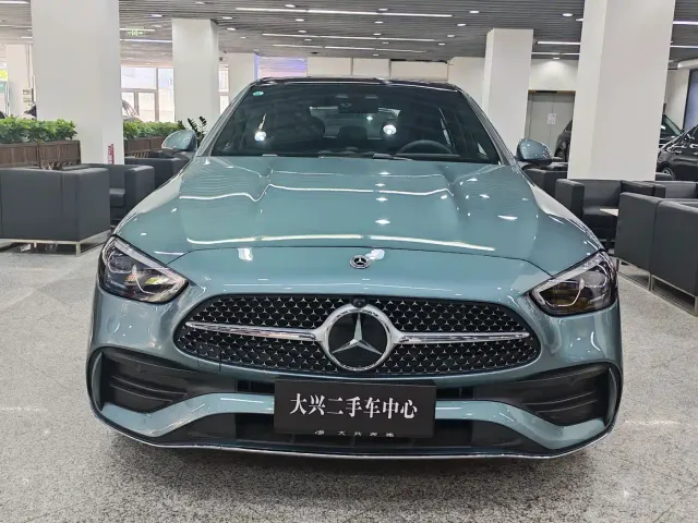 Mercedes-Benz C-Class — Фото автомобиля 2