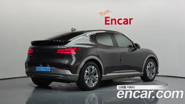 Genesis GV60 — Фото автомобиля 2