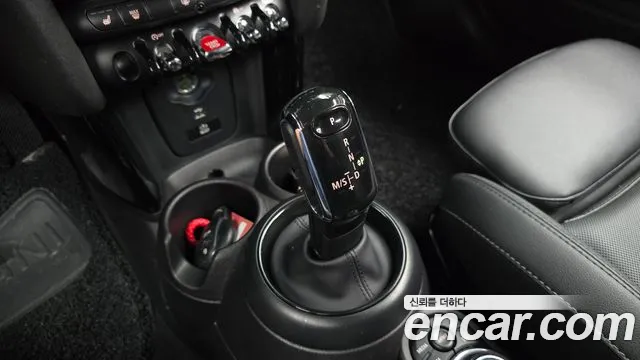 Mini Cooper Cooper Classic — Фото автомобиля 9