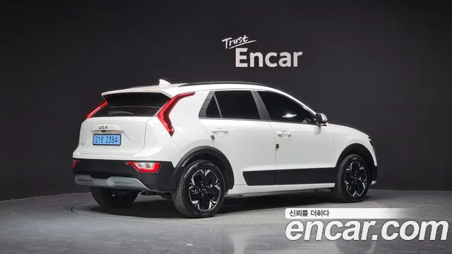 Kia Niro Niro (New) — Фото автомобиля 2
