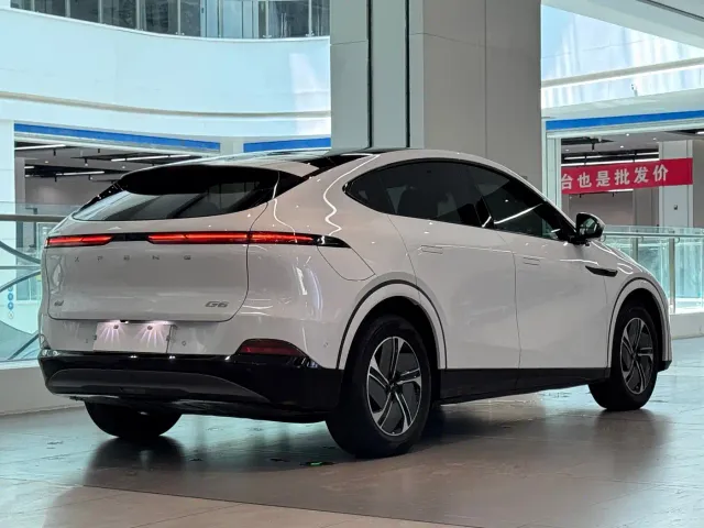 Xpeng G6 — Фото автомобиля 4