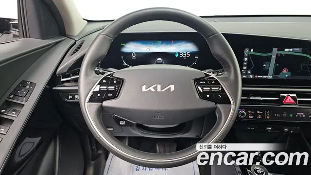 Kia Niro — Фото автомобиля 14