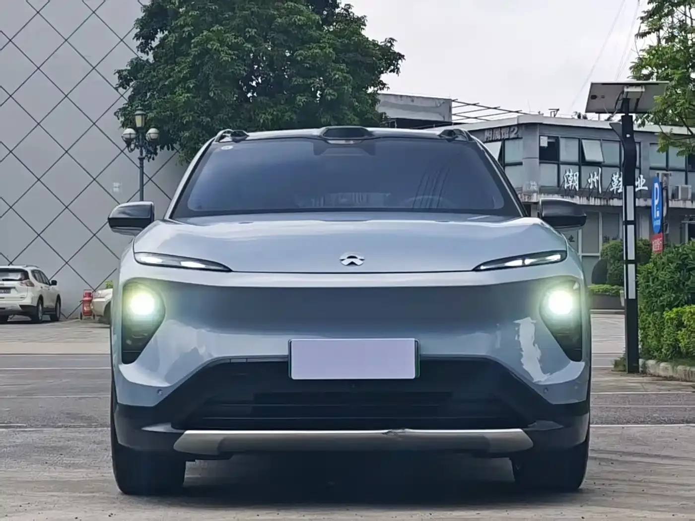 NIO NIO ES7 2022 100kWh — Фото автомобиля 2