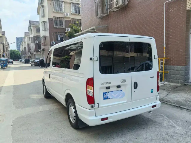 Maxus Xintu V80 — Фото автомобиля 3