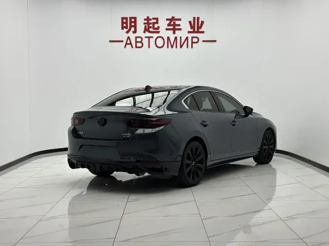 Mazda Axela — Фото автомобиля 8