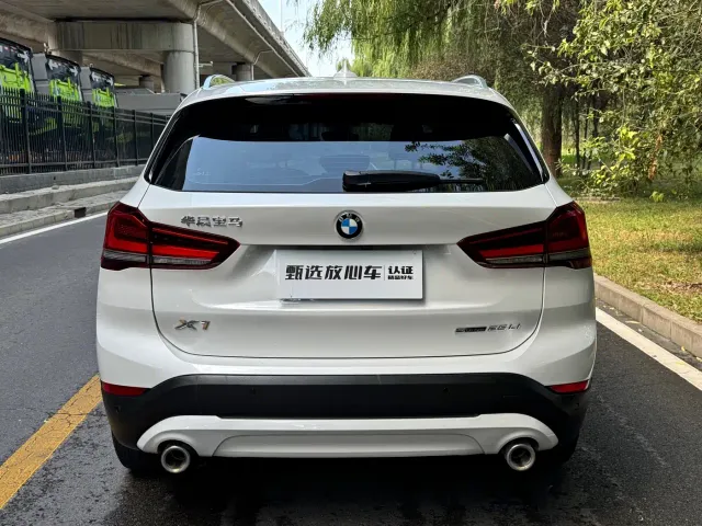 BMW X1 — Фото автомобиля 5