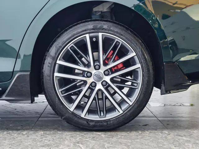 Geely Xingrui — Фото автомобиля 9
