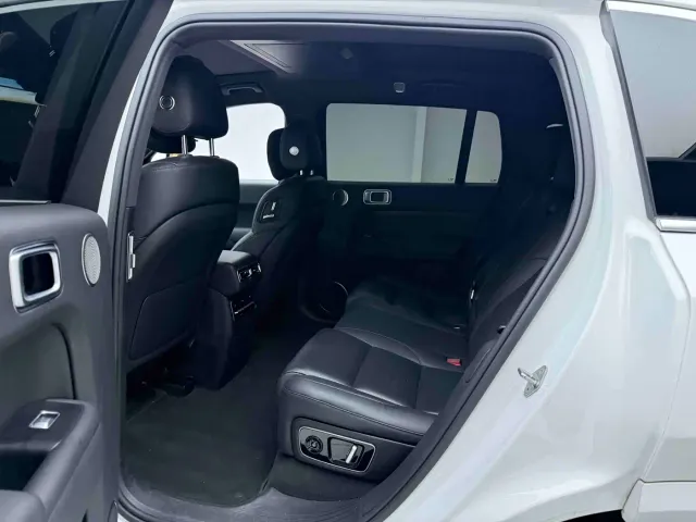 Li Auto L7 — Фото автомобиля 6