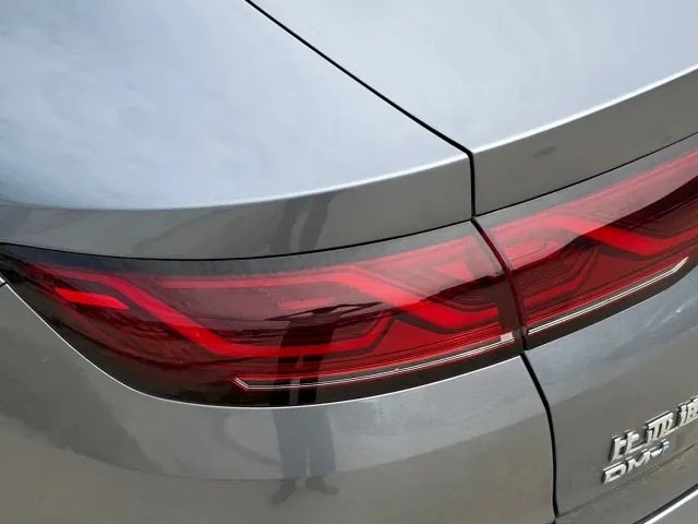 BYD Qin L — Фото автомобиля 19