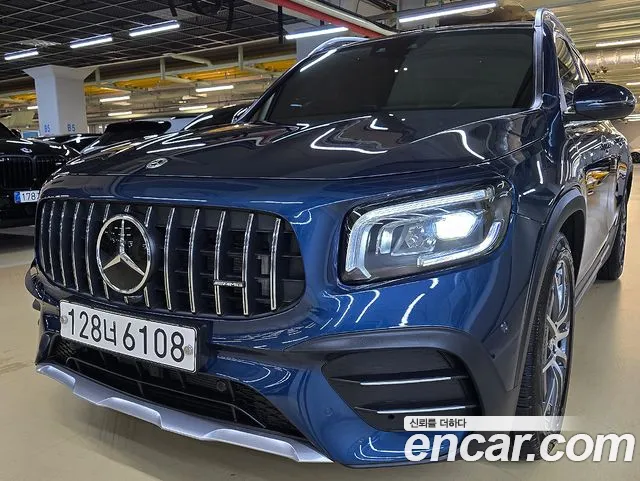 Фотография автомобиля — Mercedes-Benz GLB-Class