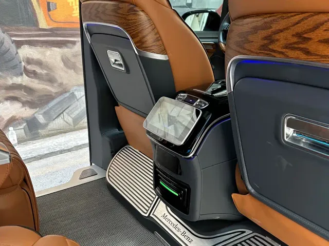 Mercedes-Benz V-Class — Фото автомобиля 7